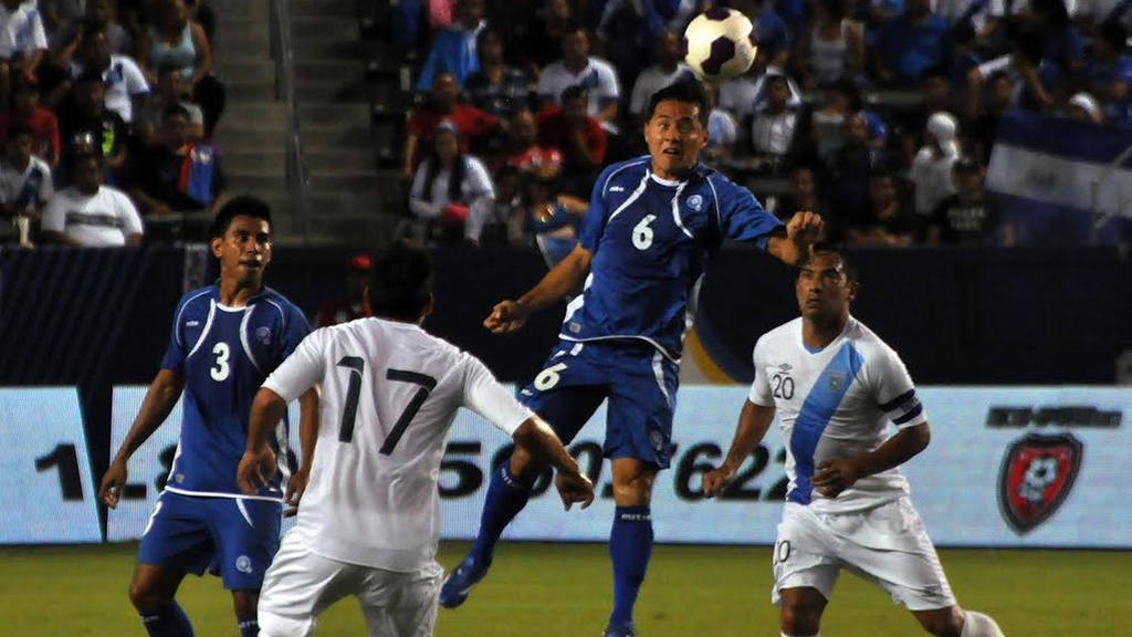 Richard Menjivary Milton Molina de El Salvadorlos de Guatemala Carlos Ruiz y Brandon De Leon en el estadio StubHub en la ciudad de Carson,  California. Partido amistoso como preparacion a las proximas eliminatorias para el mundial de futbol Rusia 2018.