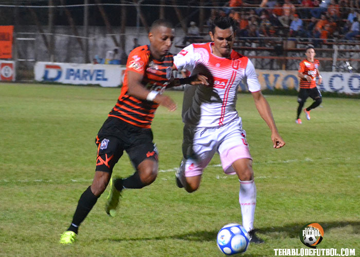 9Águila-vs-UES-fecha-3-apertura-2015